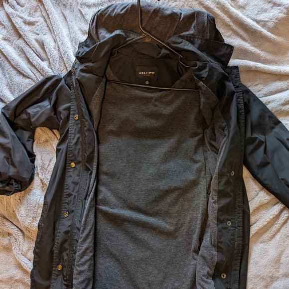 Obey Lafayette Mac jacket raincoat sz medium - Picture 3 of 3